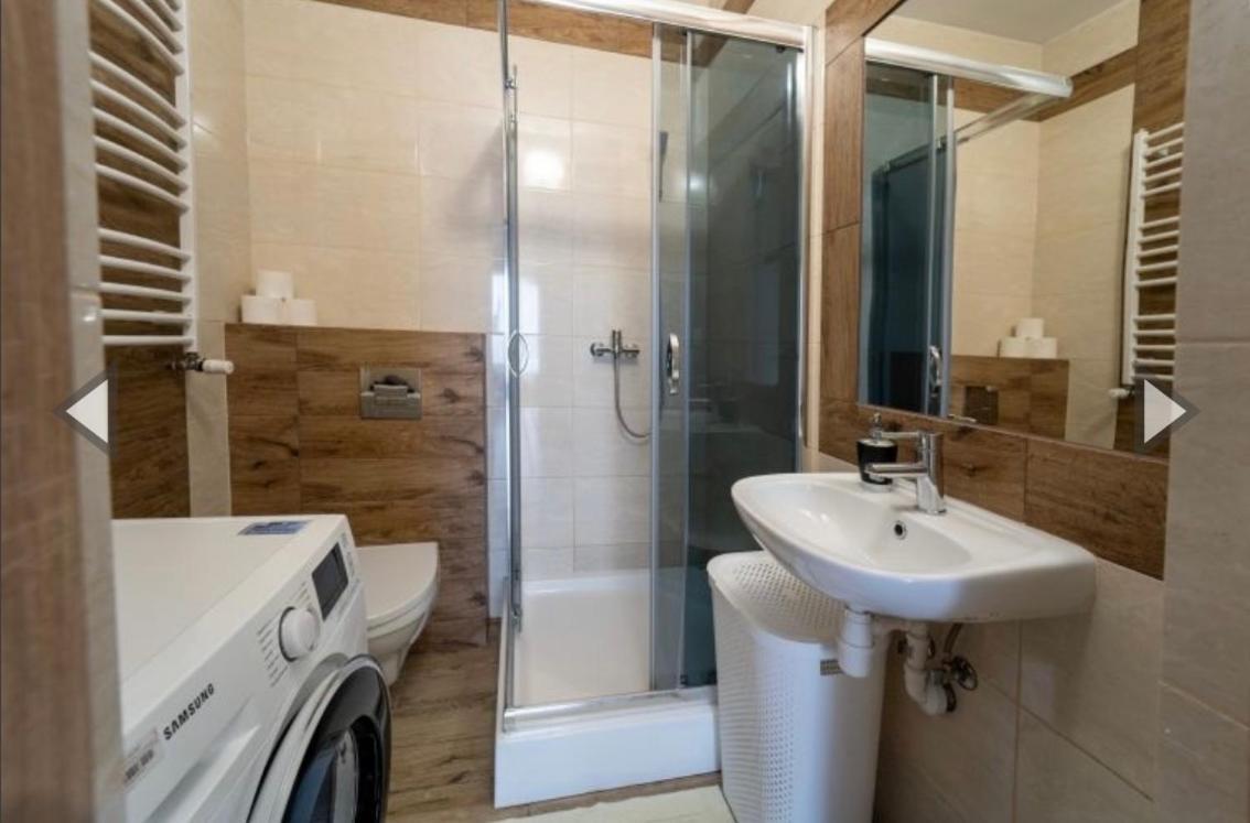 Aleja Ducha Swietego 5 * Mielec